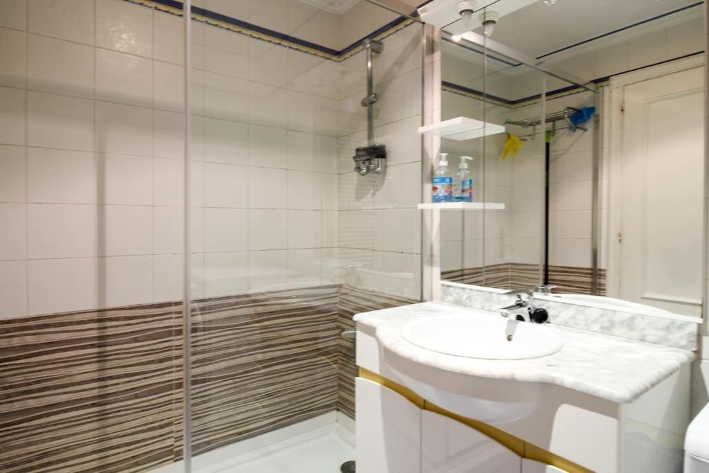 Apartamento Frente Al Sardinero Santander Luaran gambar
